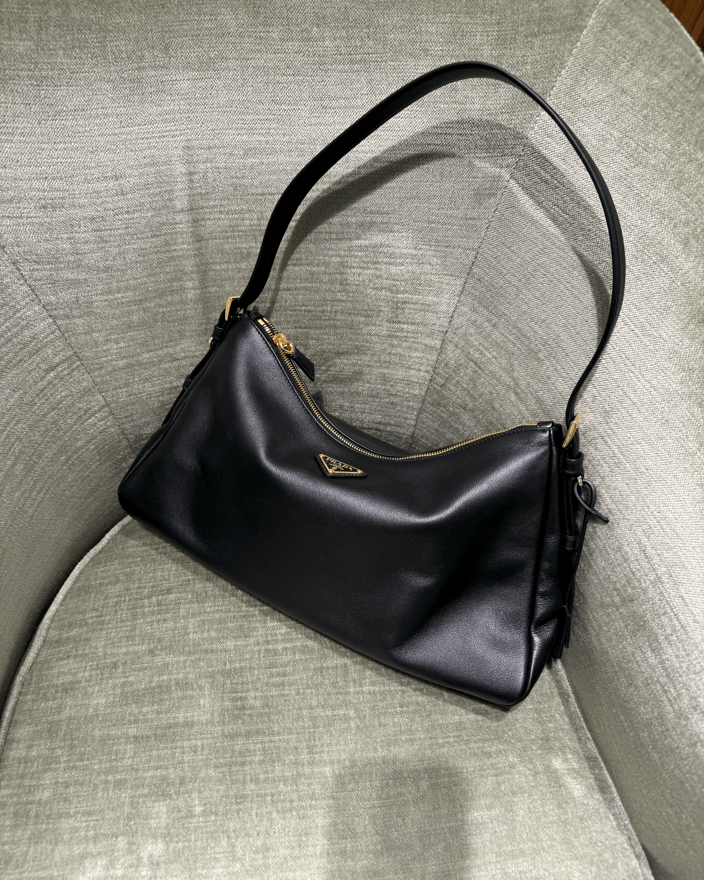 PRADA Amiee Leather Shoulder Bag(Medium/Many) | LONDONKELLY