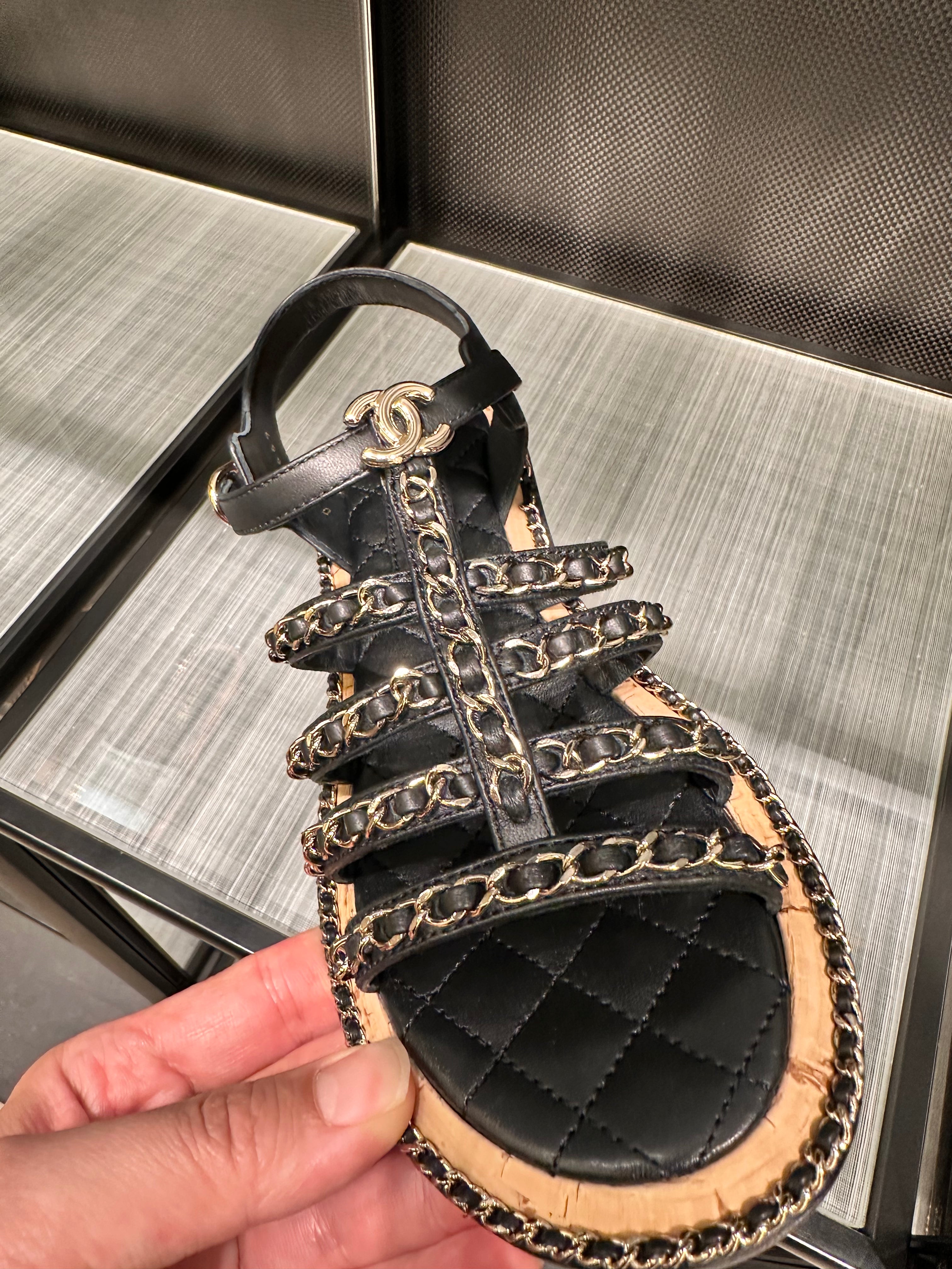 CHANEL 94305 Sandals Chanel sandals (black)