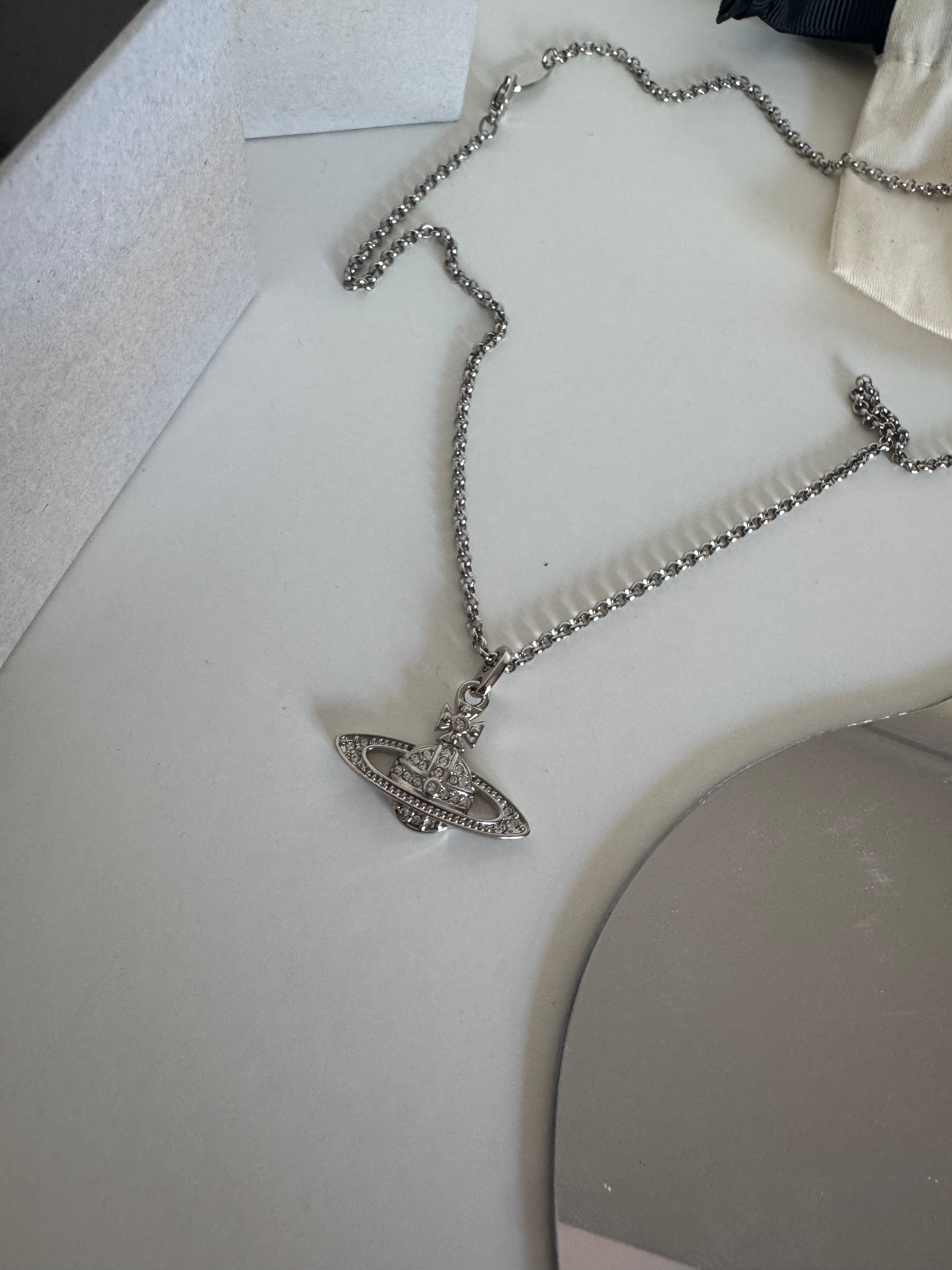 VIVIENNE WESTWOOD Man. Mini Bas Relief Orb Pendant Necklace