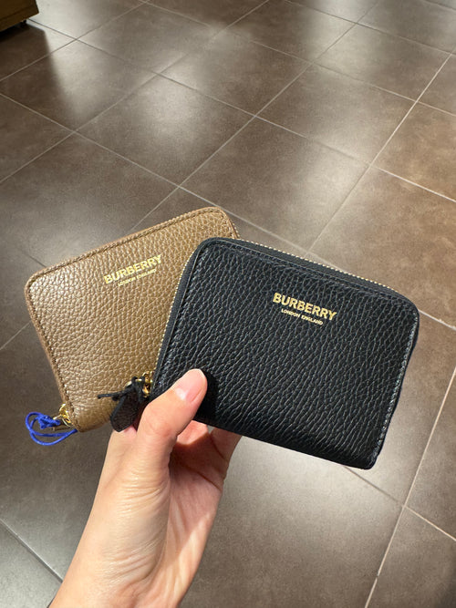 BURBERRY Mini Zip Around Wallet | 博柏利 銀包 (多色)