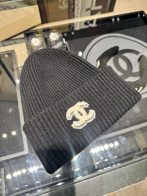 CHANEL 2025 CC Black Beanie | 香奈兒 冷帽 (黑色)