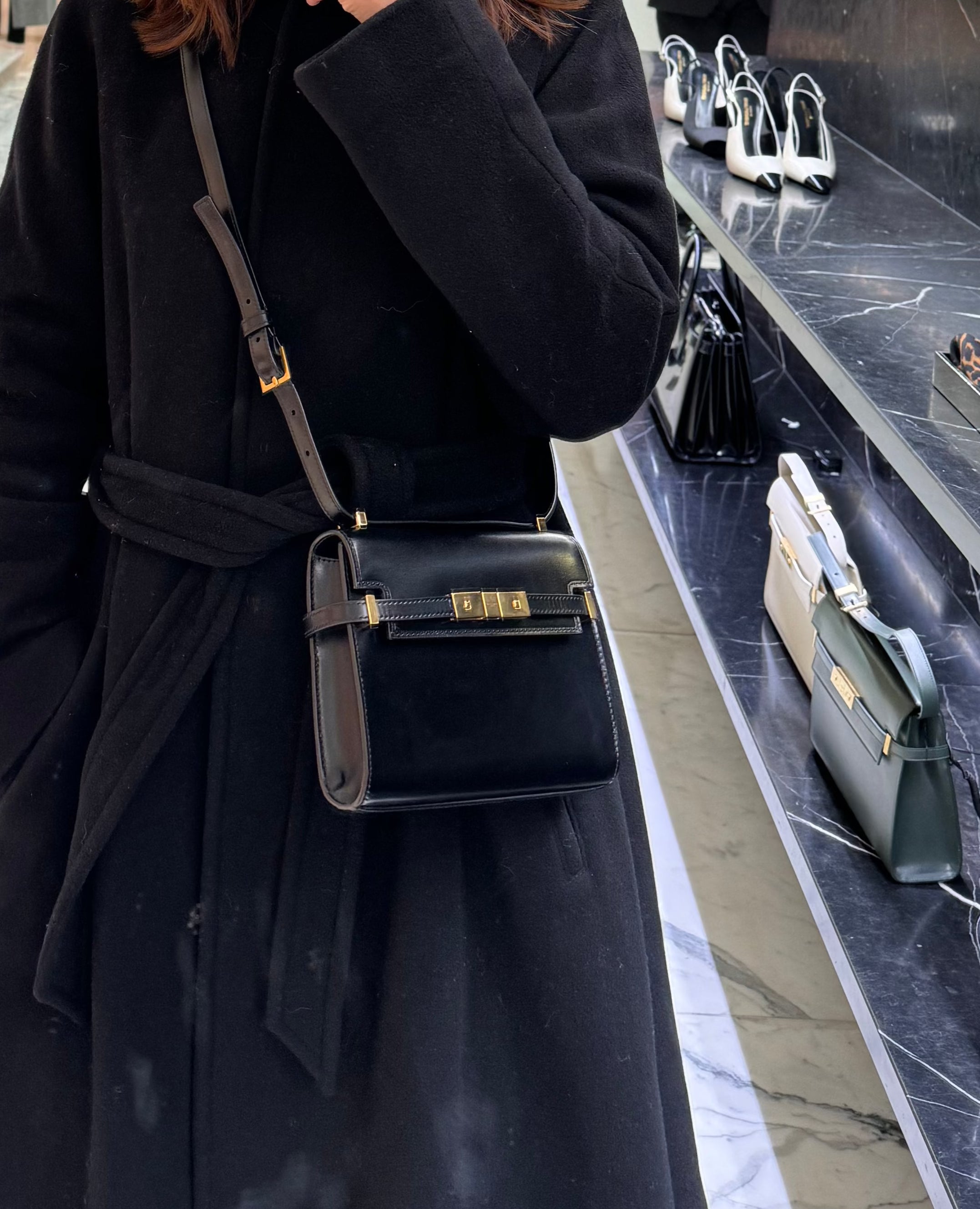 聖羅蘭Manhattan Crossbody Bag 小牛皮斜咩袋(迷你/2色) | LONDONKELLY 聖羅蘭Manhattan Crossbody Bag 小牛皮斜咩袋(迷你/2色) | LONDONKELLY