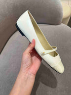 JIMMY CHOO Elisa Flat Patent Leather(Latte)