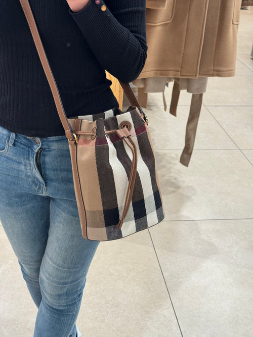 BURBERRY Small Check Bucket Bag | 博柏利 水桶袋 (啡色)