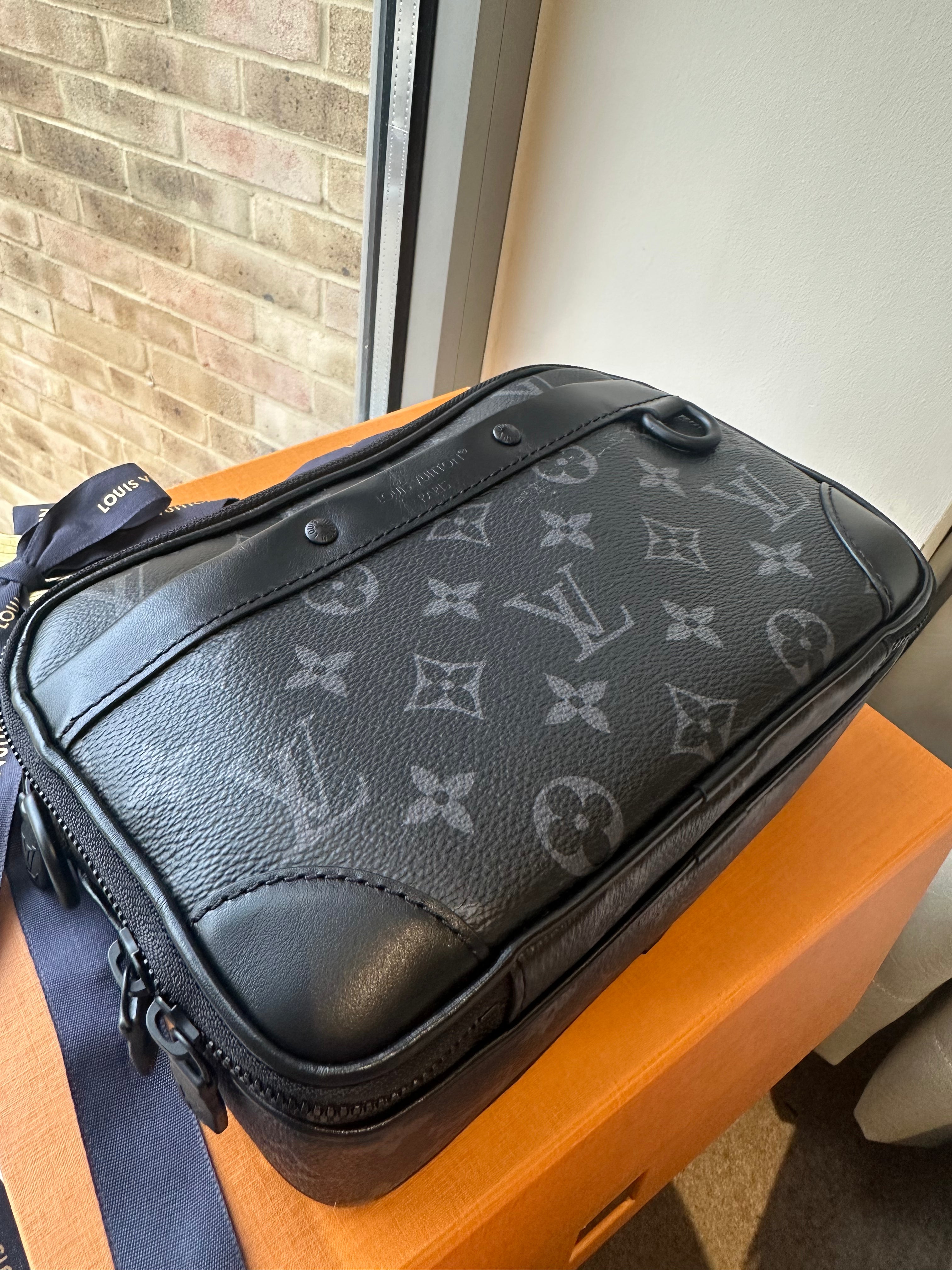 louis vuitton alpha backpack price LOUIS VUITTON M46955 Men's Alpha Messenger Bag Monogram Coated  Canvas(Black)