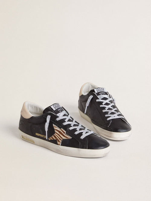 GOLDEN GOOSE Women’s Super-Star in black nappa leather with zebra-print pony skin star and beige leather heel tab | 黃金鵝 女款 Super-Star 黑色納帕皮革款,搭配斑馬紋小馬皮星星與米色皮革後跟標籤(黑色)