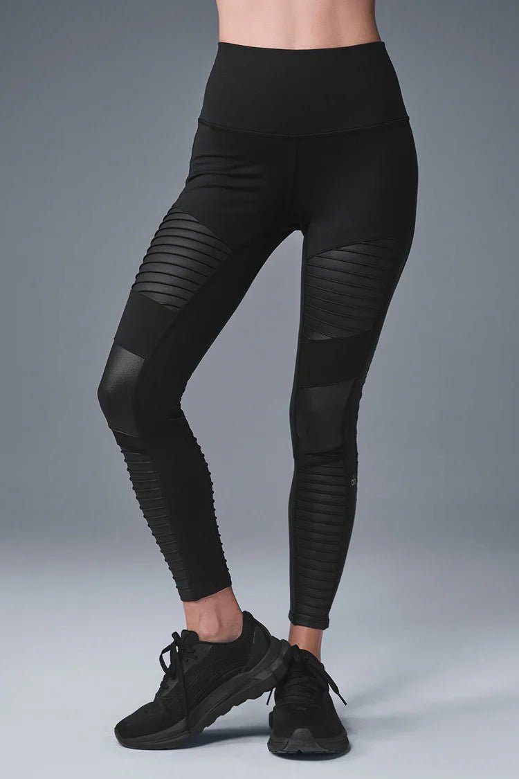 新品未使用　Alo Yoga Moto Legging S ブラック アローヨガ ALO Yoga 7/8 High-Waist Moto 尼龍緊身褲(黑色) | LONDONKELLY