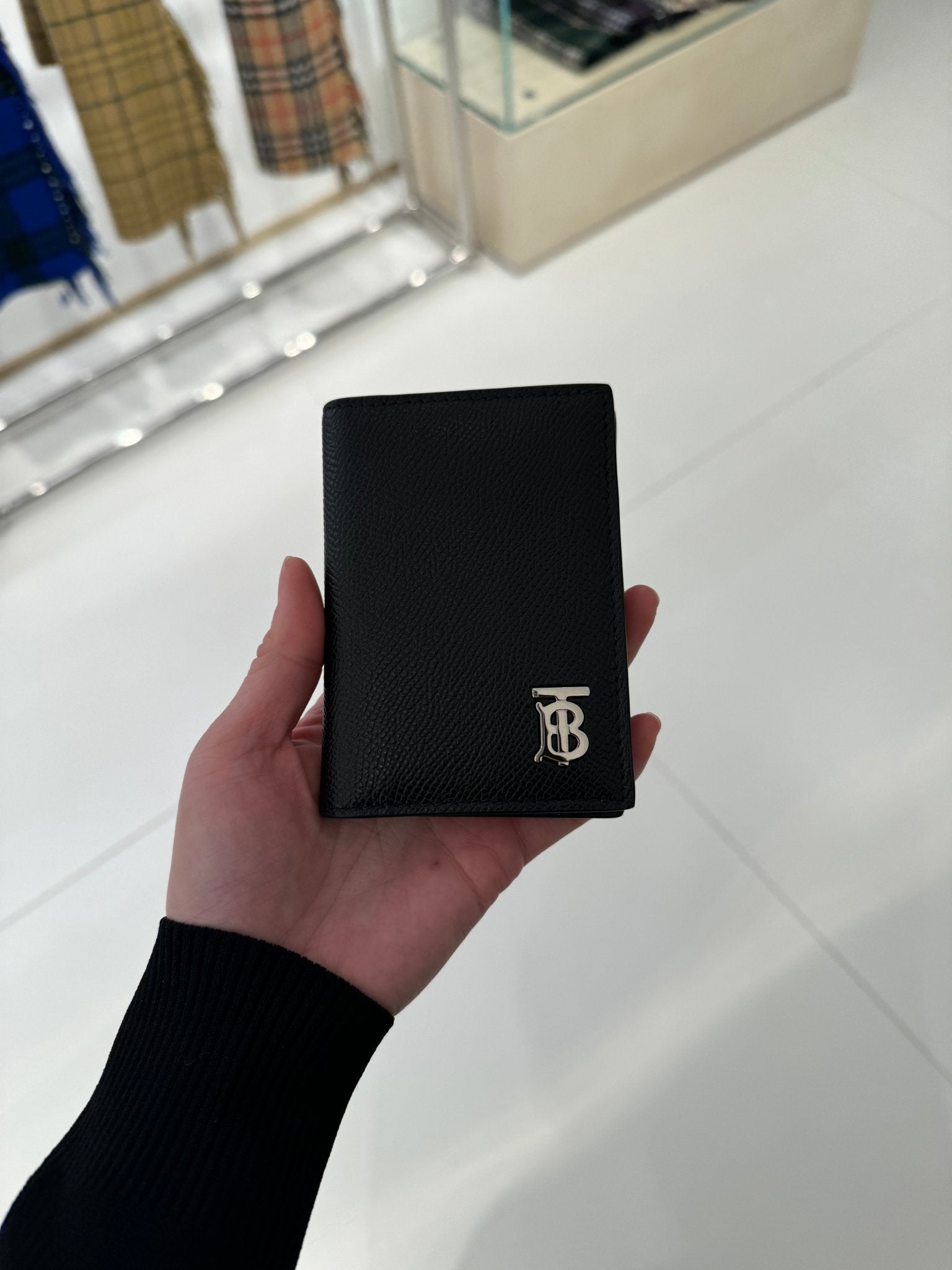 Burberry grainy leather card case online