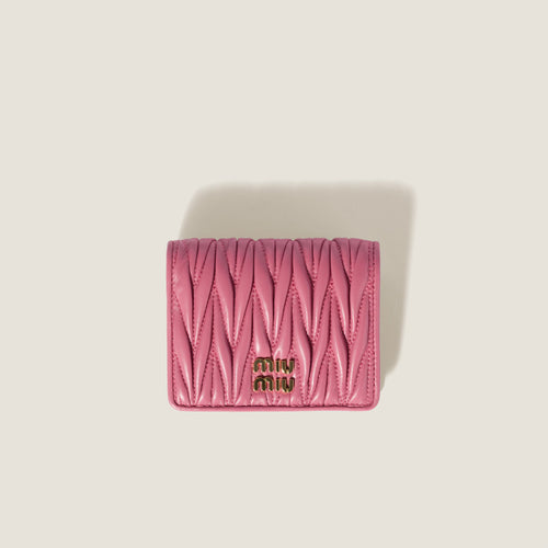 MIU MIU Matelasse Nappa Leather Wallet | Miu Miu Silver Bag (Multicolor)