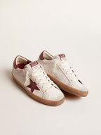 GOLDEN GOOSE Super - Star in white suede with burgundy leather star and heel tab | 黃金鵝 Super - Star 白色麂皮款,搭配酒紅色皮革星星與後跟標籤(白色) - LondonKelly 英國名牌代購