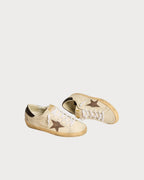 GOLDEN GOOSE Super - Star LTD with laminated leather star and black glitter heel tab | 金鵝 Super - Star LTD 搭配鍍膜皮革星星與黑色亮片後跟標籤(白色) - LondonKelly 英國名牌代購