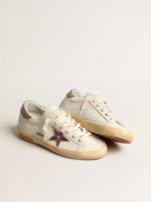 GOLDEN GOOSE Women's Super - Star in white nappa with pink metallic leather star | 黃金鵝 女款 Super - Star 白色納帕皮革款,搭配粉色金屬皮革星星(白色) - LondonKelly 英國名牌代購