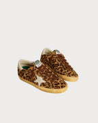 GOLDEN GOOSE Women’s Super - Star LTD in leopard - print pony skin with leather star and heel tab | 黄金鹅 女款 Super - Star LTD 豹纹小马皮款,搭配皮革星星与后跟标签(米色与棕色) - LondonKelly 英国名牌代购