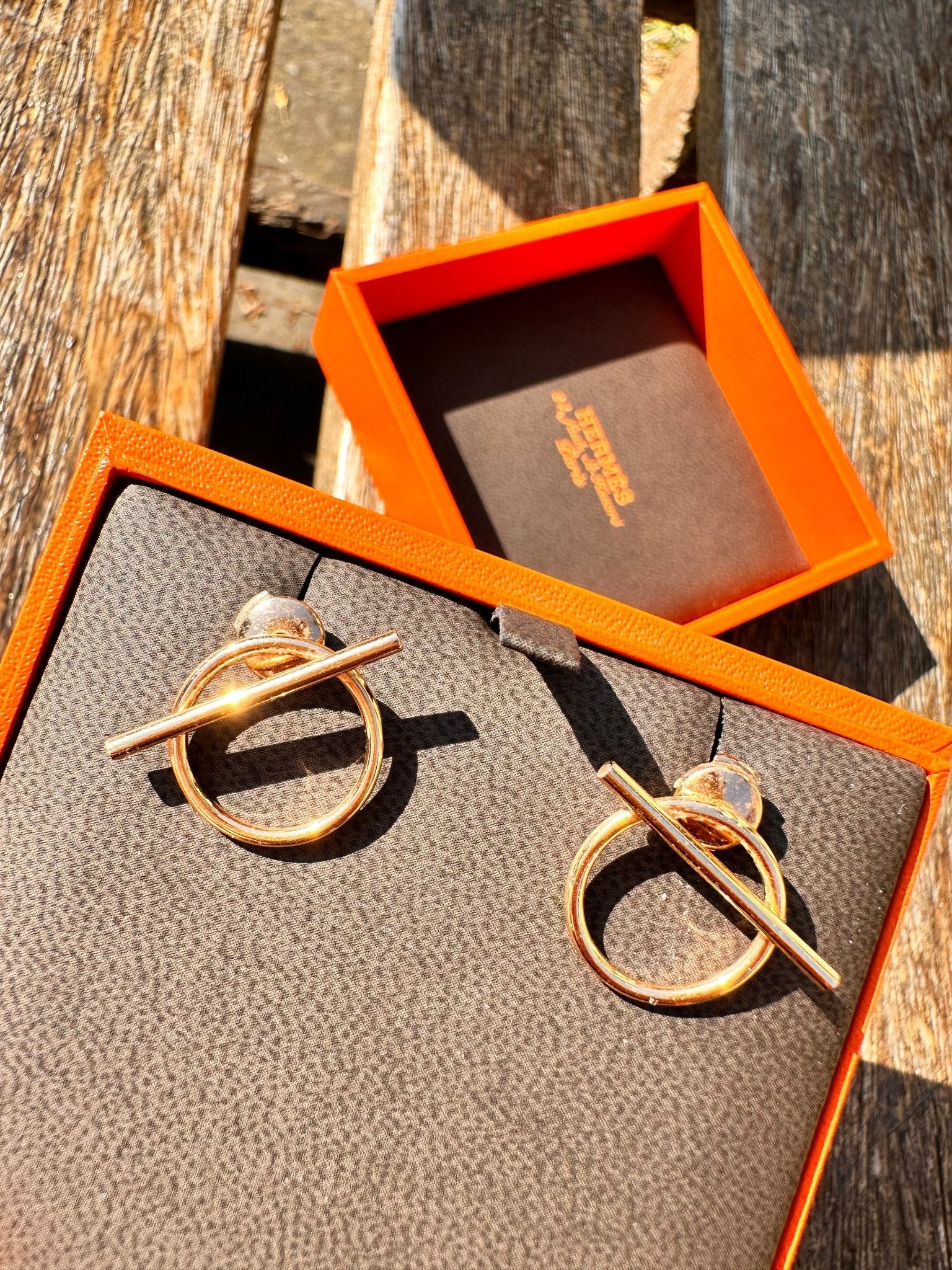 HERMES Small Loop Earrings | Hermes Earrings (Rose Gold