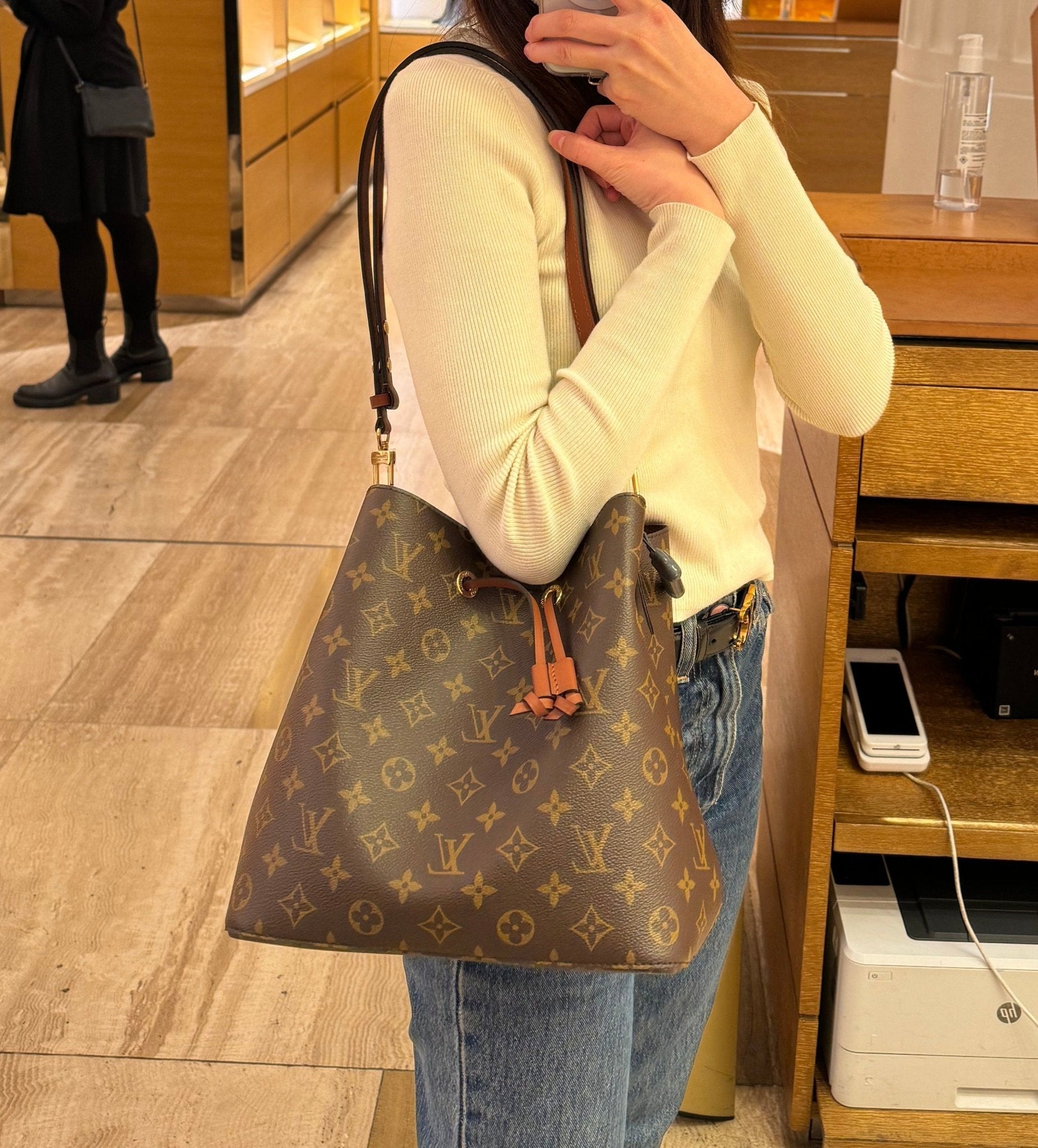 louis vuitton bucket purse