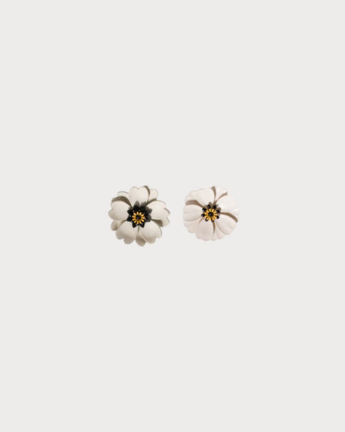 MIU MIU Metal and Leather Earrings | 缪缪 耳环 (白色) - LondonKelly 英国名牌代购