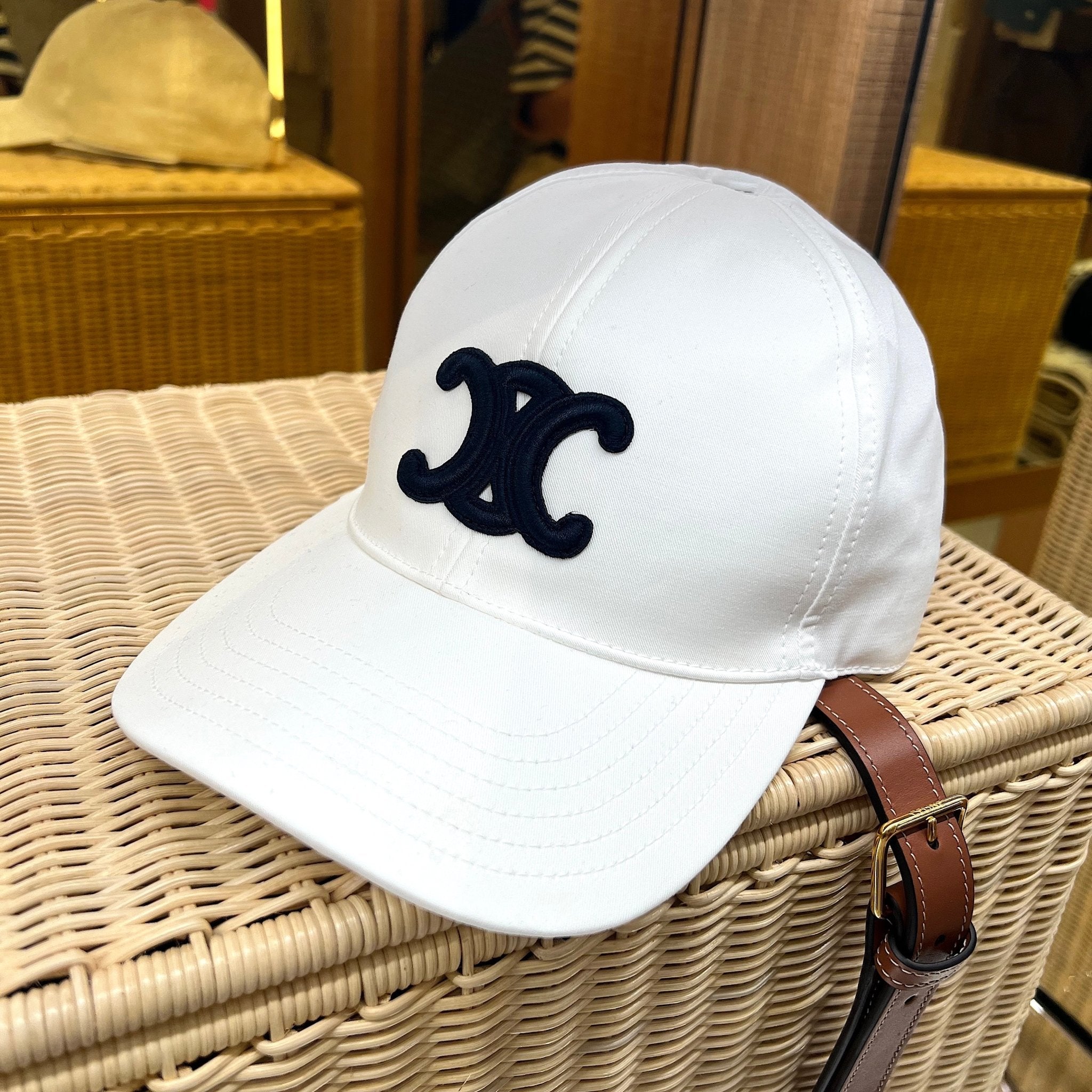 CELINE Triomphe Baseball Cap Celine Baseball Cap (White)