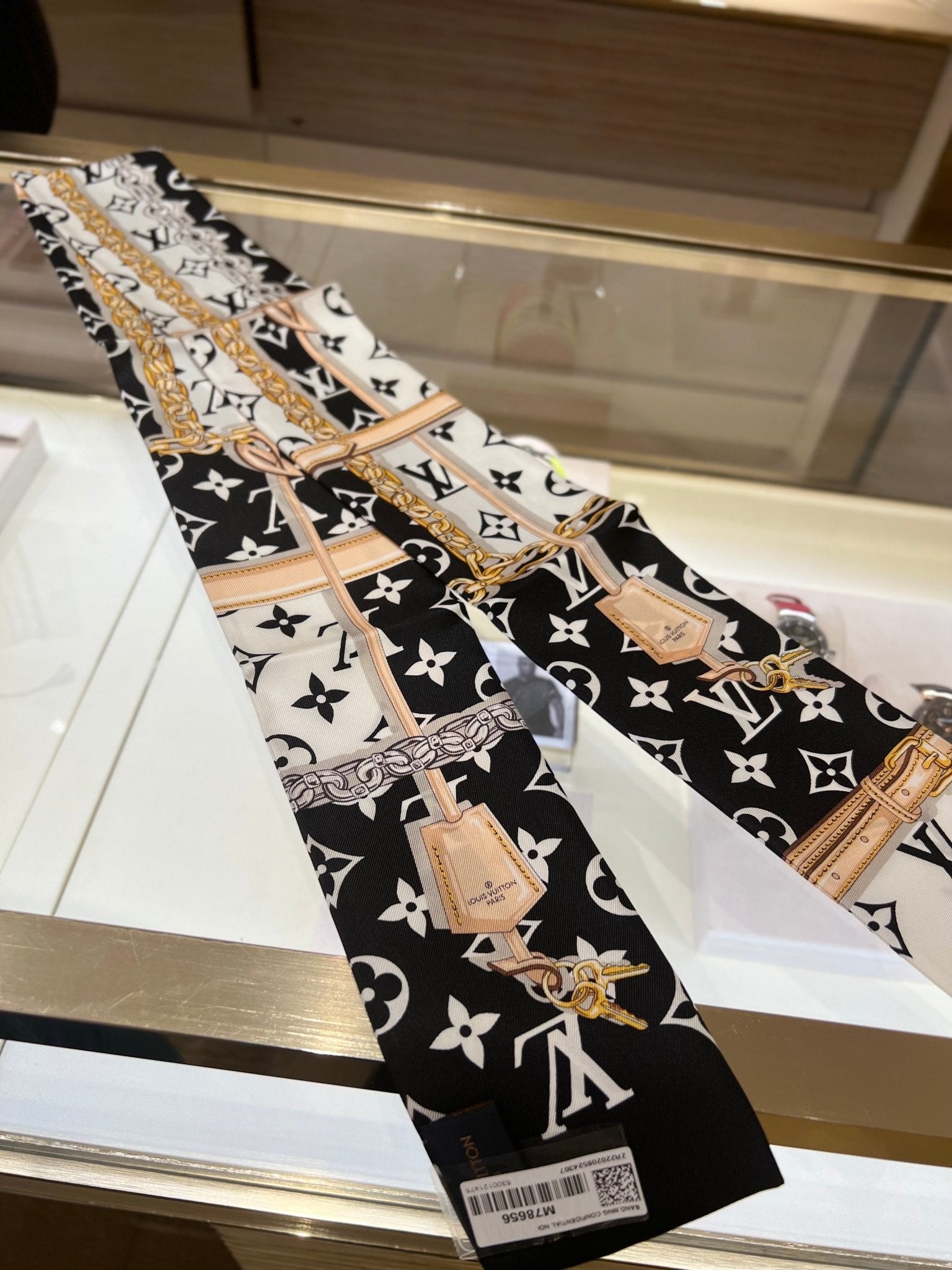 路易威登M78656 Monogram Confidential Bandeau 絲巾(黑色