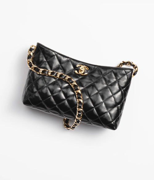 CHANEL Hobo Handbag Shiny Lambskin & Gold-Tone Metal Black | 香奈兒 腋下袋 (黑色)