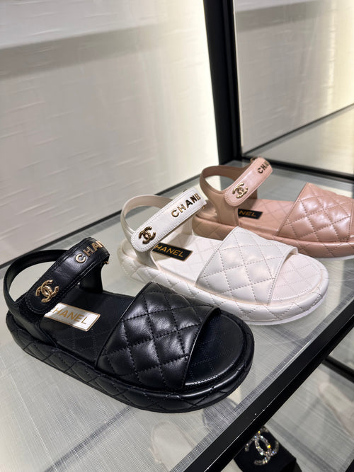 CHANEL 94305 Calfskin Sandals | 香奈兒 涼鞋 (多色)