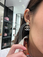 CHANEL 24 Crystal Earrings | 香奈兒 耳環 (金色)