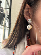 CHANEL A36138 Iconic Pearl Earrings | 香奈兒 經典珍珠耳環 (金色)