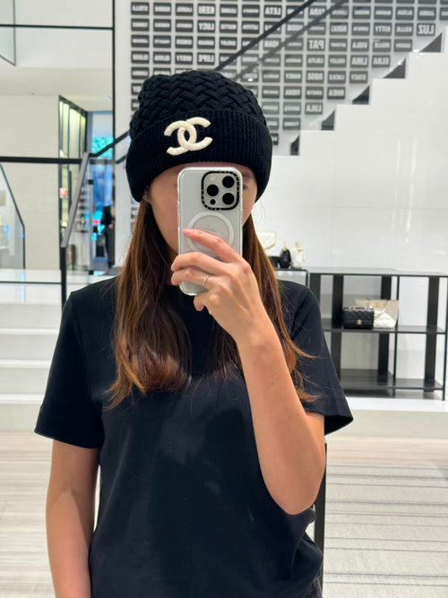 CHANEL 24K AAA588 Black Beanie | 香奈兒 冷帽 (黑色)