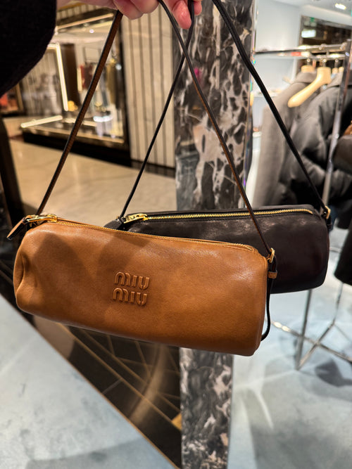 MIU MIU Nappa Leather Pouch | 繆繆 手袋 (多色)