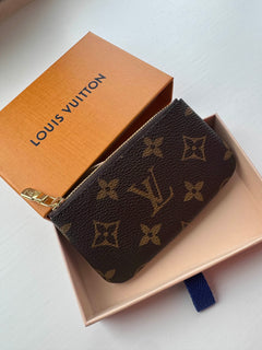 LOUIS VUITTON M62650 Key Pouch | 路易威登散纸包(多色) 