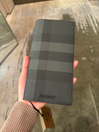 BURBERRY Men's Charcoal Check Continental Wallet | 博柏利 男仕長銀包 (黑色)