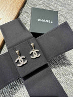 CHANEL ABD519 Crystal Earrings(Pale Gold)