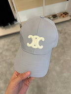 CELINE Pearl Grey Triomphe Baseball Cap | 賽琳 棒球帽 (灰色)