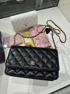 CHANEL Calfskin Classic Wallet on Chain | 香奈兒 經典牛皮銀包連鏈帶 (黑色)