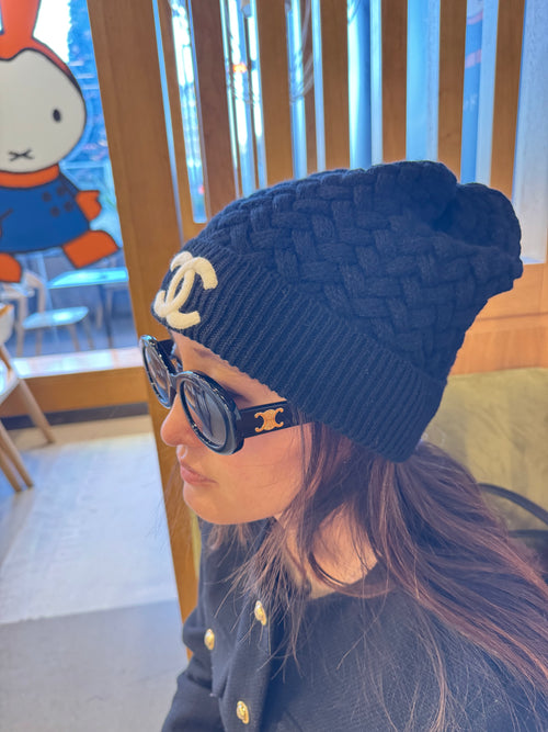 CHANEL 24K AAA588 Black Beanie | 香奈兒 冷帽 (黑色)