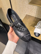 CHANEL Black Leather Flat | 香奈兒 平底鞋 (黑色)