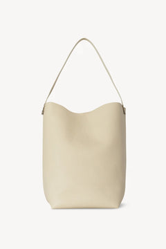 THE ROW Large NS Tote Hook Bag in Leather | 手袋 (大碼/Ivory)