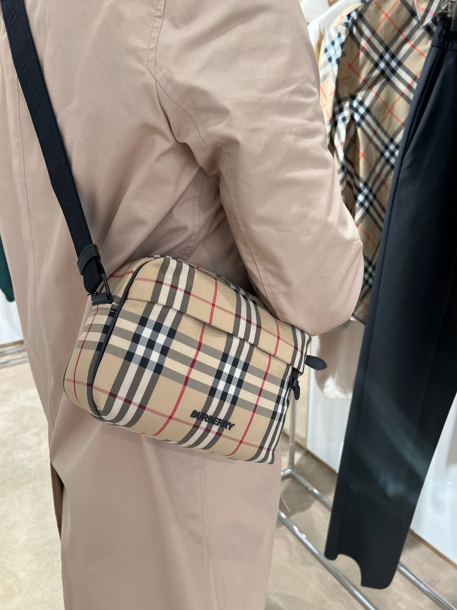 BURBERRY Men's Paddy Bag | 博柏利男仕手袋(啡色