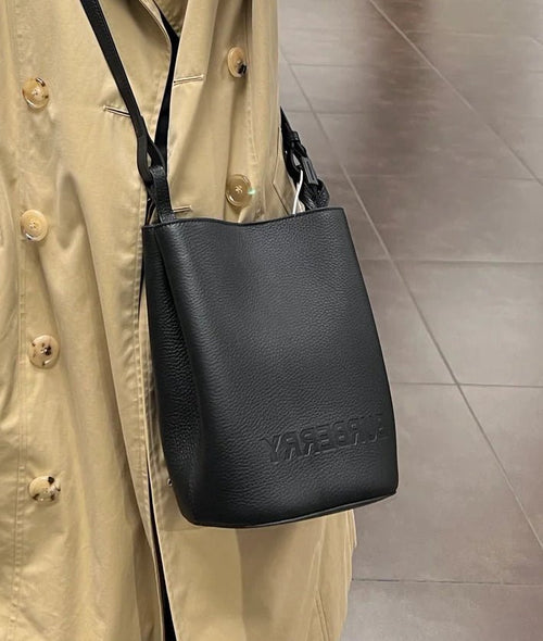 BURBERRY Small Lorne Bucket Bag | 博柏利 水桶袋 (黑色) - LondonKelly 英國名牌代購