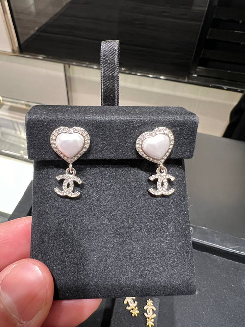 CHANEL 23B Heart Earrings | 香奈兒 耳環 (銀色) - LondonKelly 英國名牌代購
