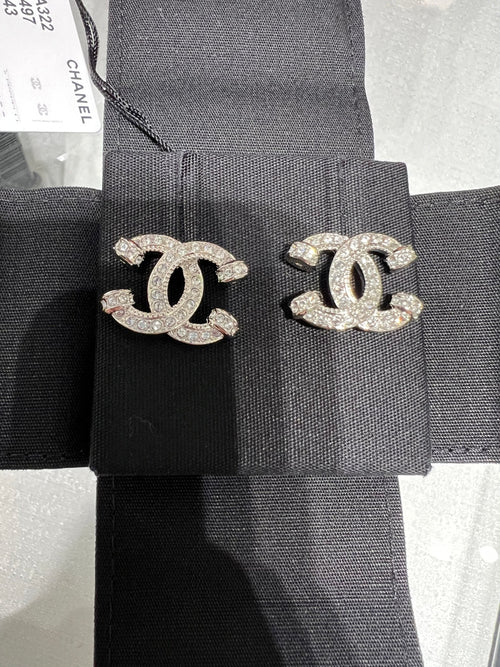 CHANEL CC Silver Crystal Earrings | 香奈兒 耳環 (銀色) - LondonKelly 英國名牌代購