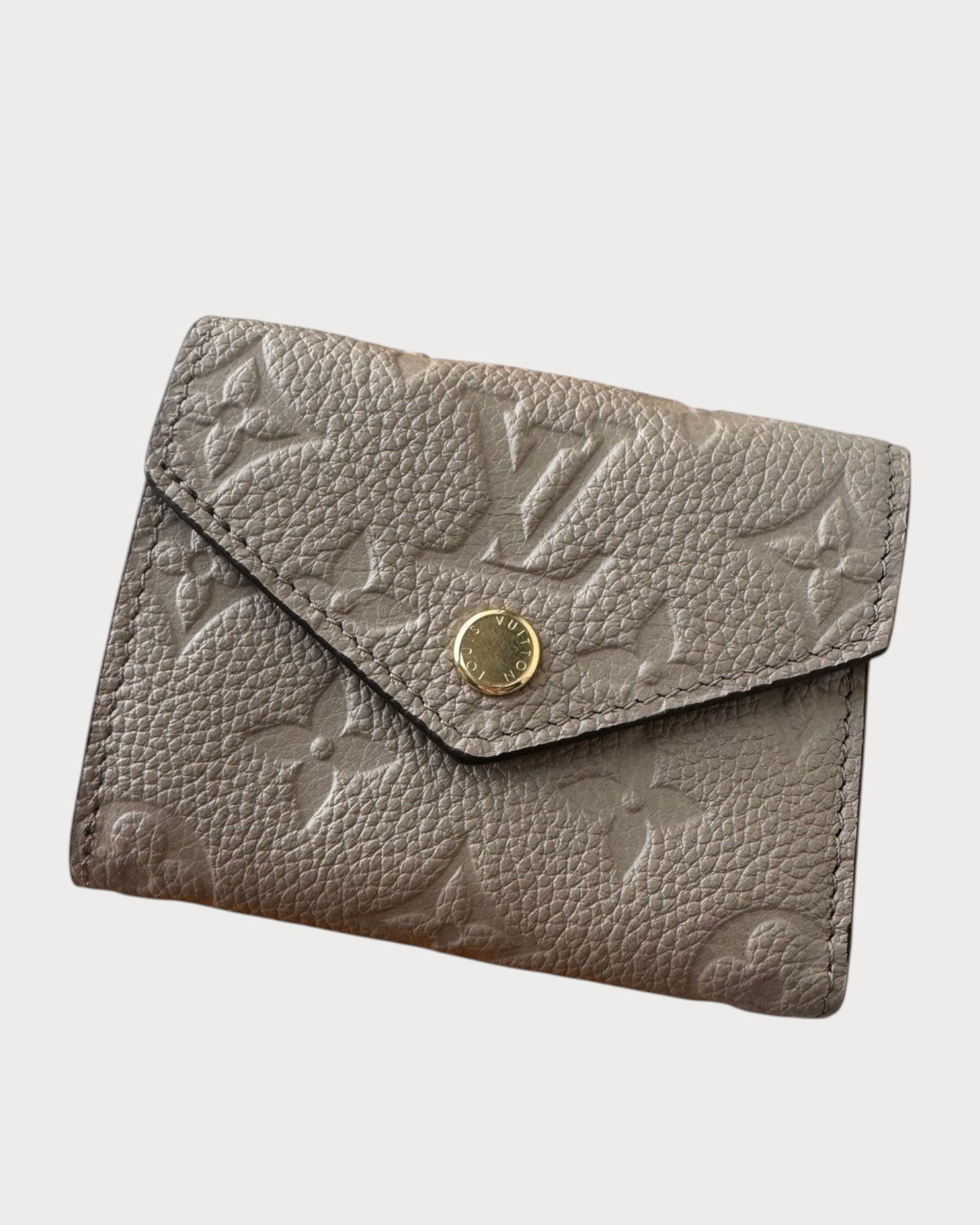 LOUIS VUITTON M69800 Zoe Wallet Monogram Canvas(2 Colors LOUIS VUITTON M69800 Zoe Wallet Monogram Canvas(2 Colors