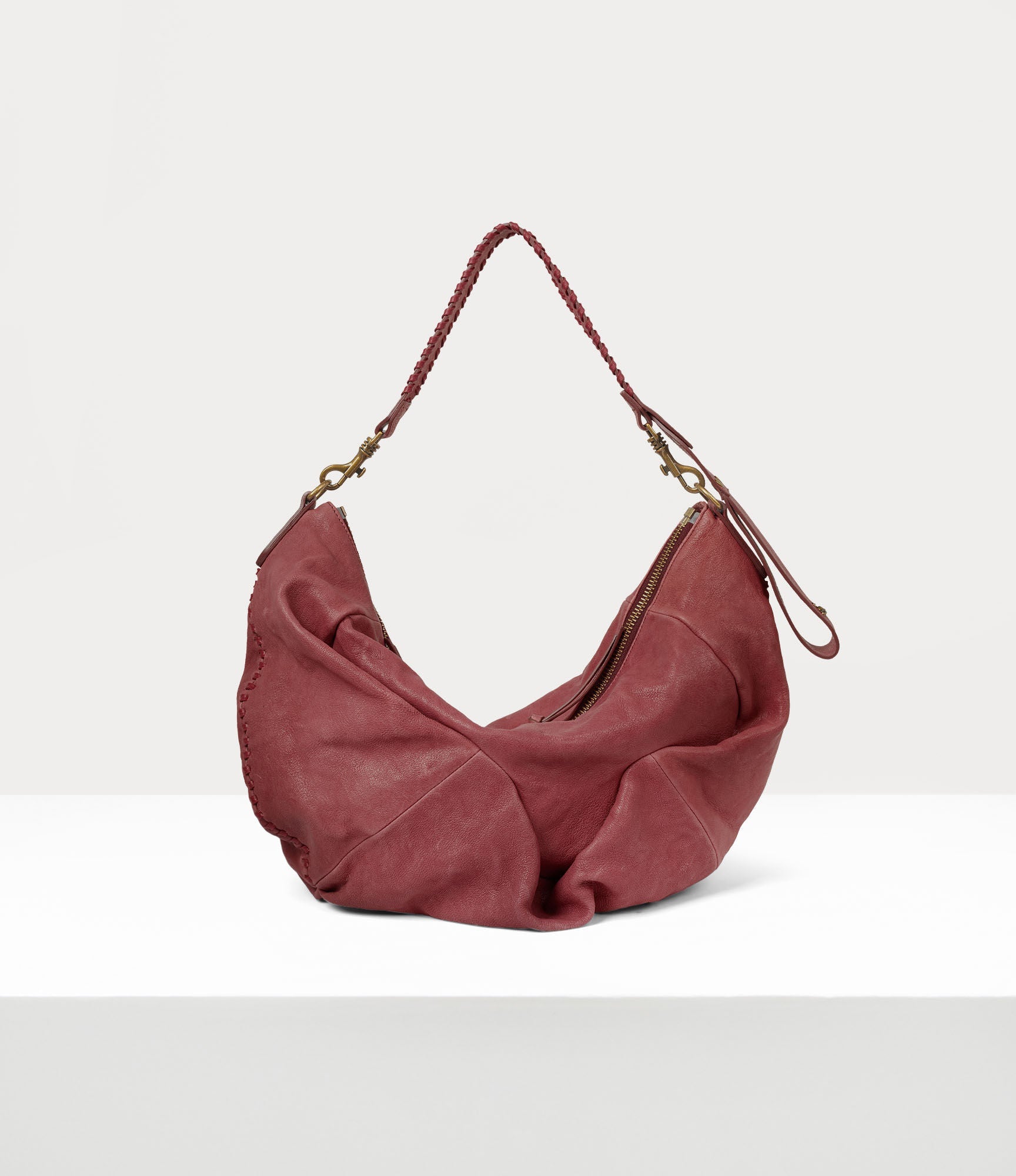 ◆Vivienne Westwood◆LARGE AGNES ショルダーバッグ Agnes Large Shoulder Bag in BLACK | Vivienne Westwood®