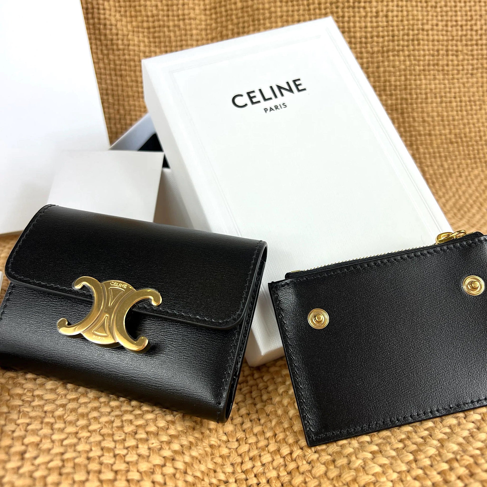 CELINE Compact Wallet with Coin Triomphe | 賽琳 銀包 (黑色)