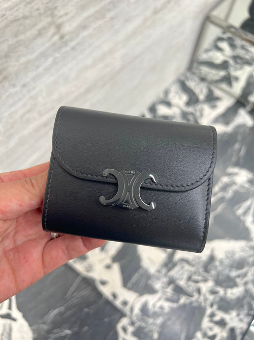 CELINE Leather Small Wallet Triomphe | 賽琳 銀包 (全黑色)