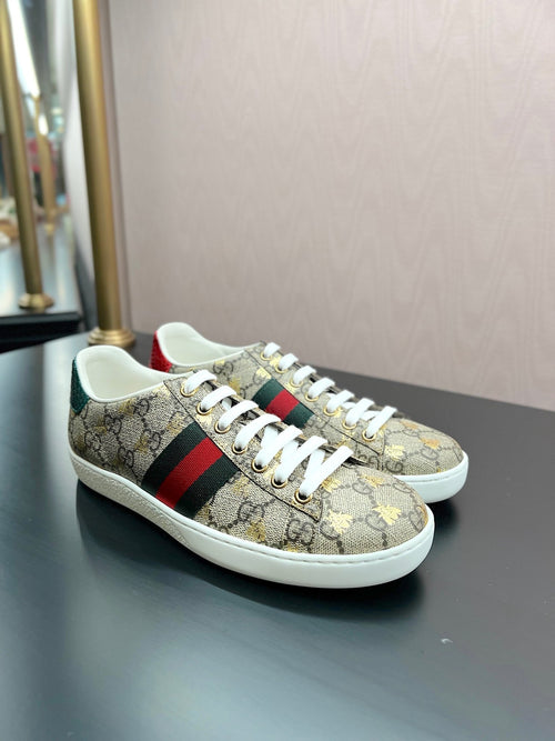 GUCCI Women's Ace GG Supreme Sneaker With Bees | 古馳 波鞋 (啡色)