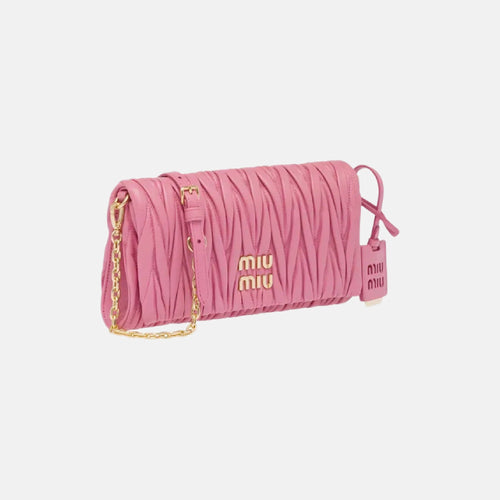 MIU MIU Matelassé Nappa Leather Shoulder Bag | 繆繆 手袋 (Pink)